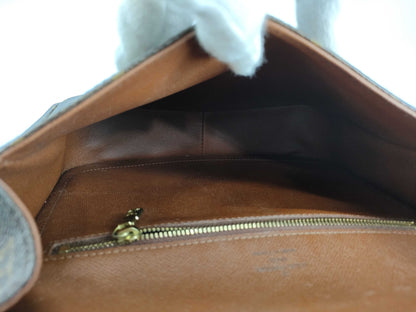 LOUIS VUITTON M51242 Monogram Saint-Cloud Shoulder Bag