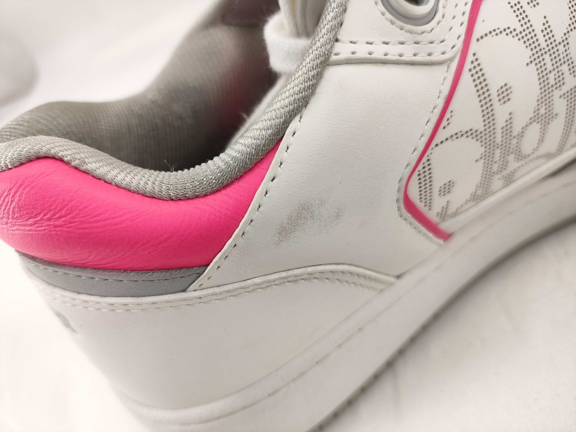 Dior Trotter Christian Dior Oblique Low-Top Sneakers, Size 41, White, FA0121