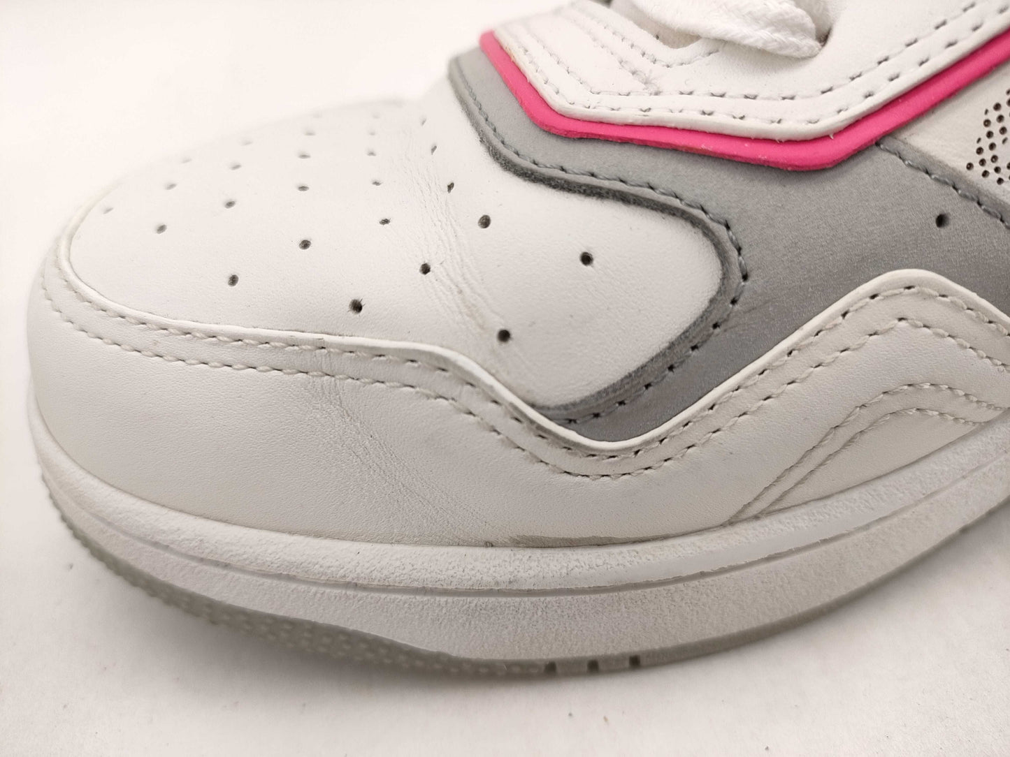 Dior Trotter Christian Dior Oblique Low-Top Sneakers, Size 41, White, FA0121