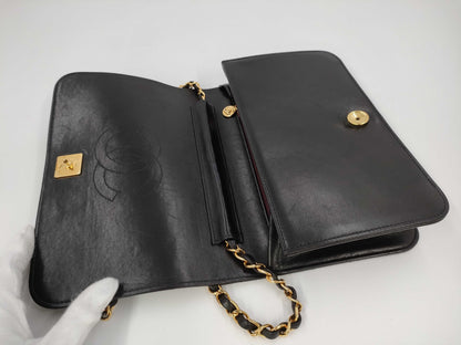 CHANEL Matelasse Lamb Push Lock Shoulder Bag