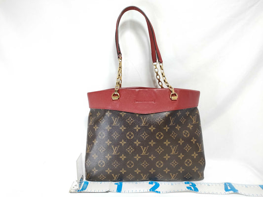 LOUIS VUITTON M51197 Monogram Pallas Chain Tote Handbag