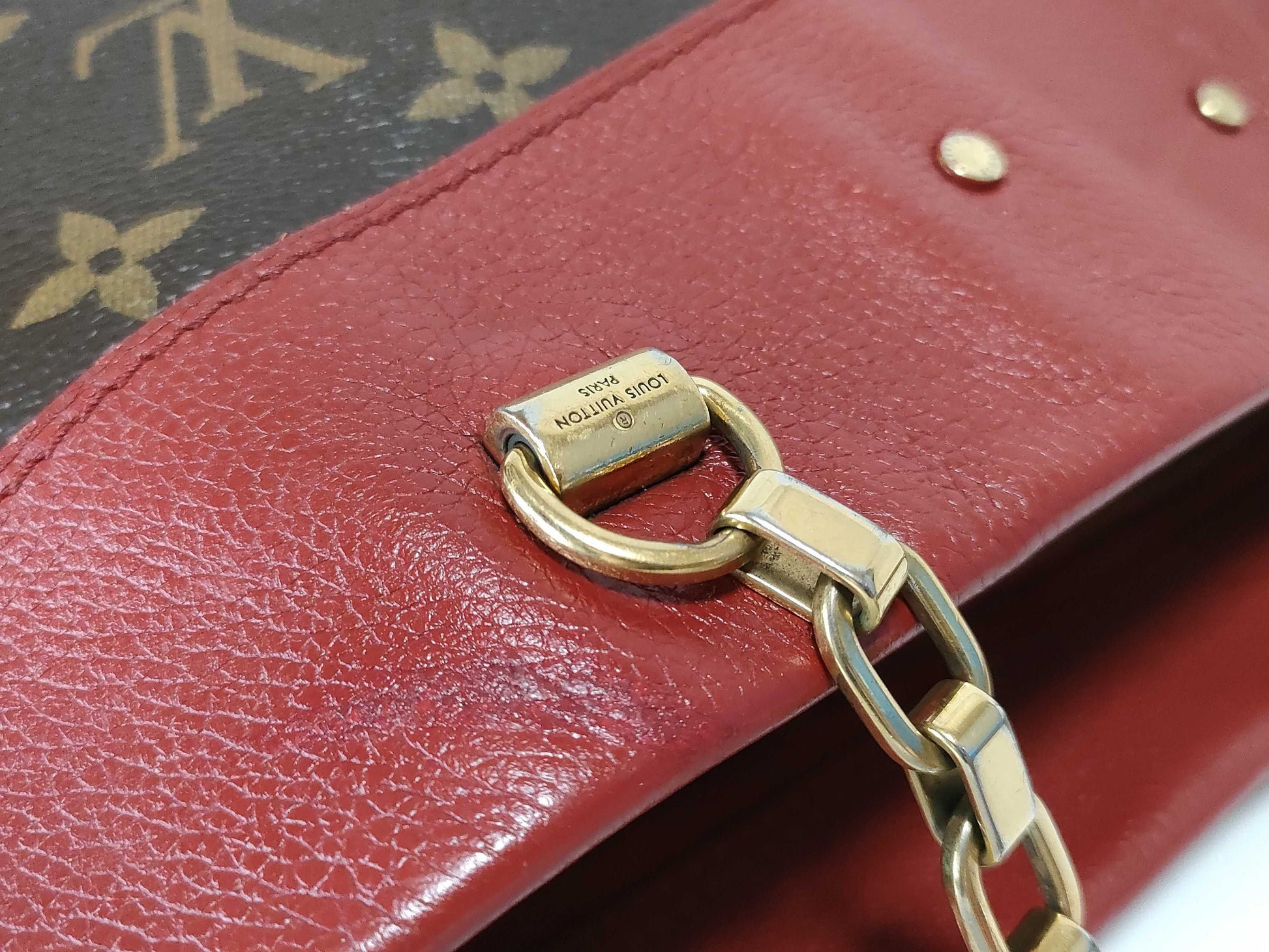 LOUIS VUITTON M51197 Monogram Pallas Chain Tote Handbag