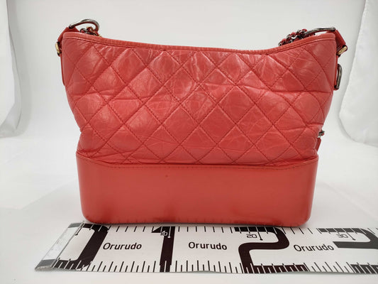 CHANEL Cabriel Chain Shoulder Bag in Orange Leather 