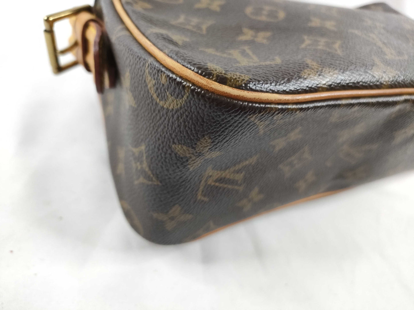 LOUIS VUITTON M51164 Monogram M51164 Monogram Viva Cite MM Shoulder Bag