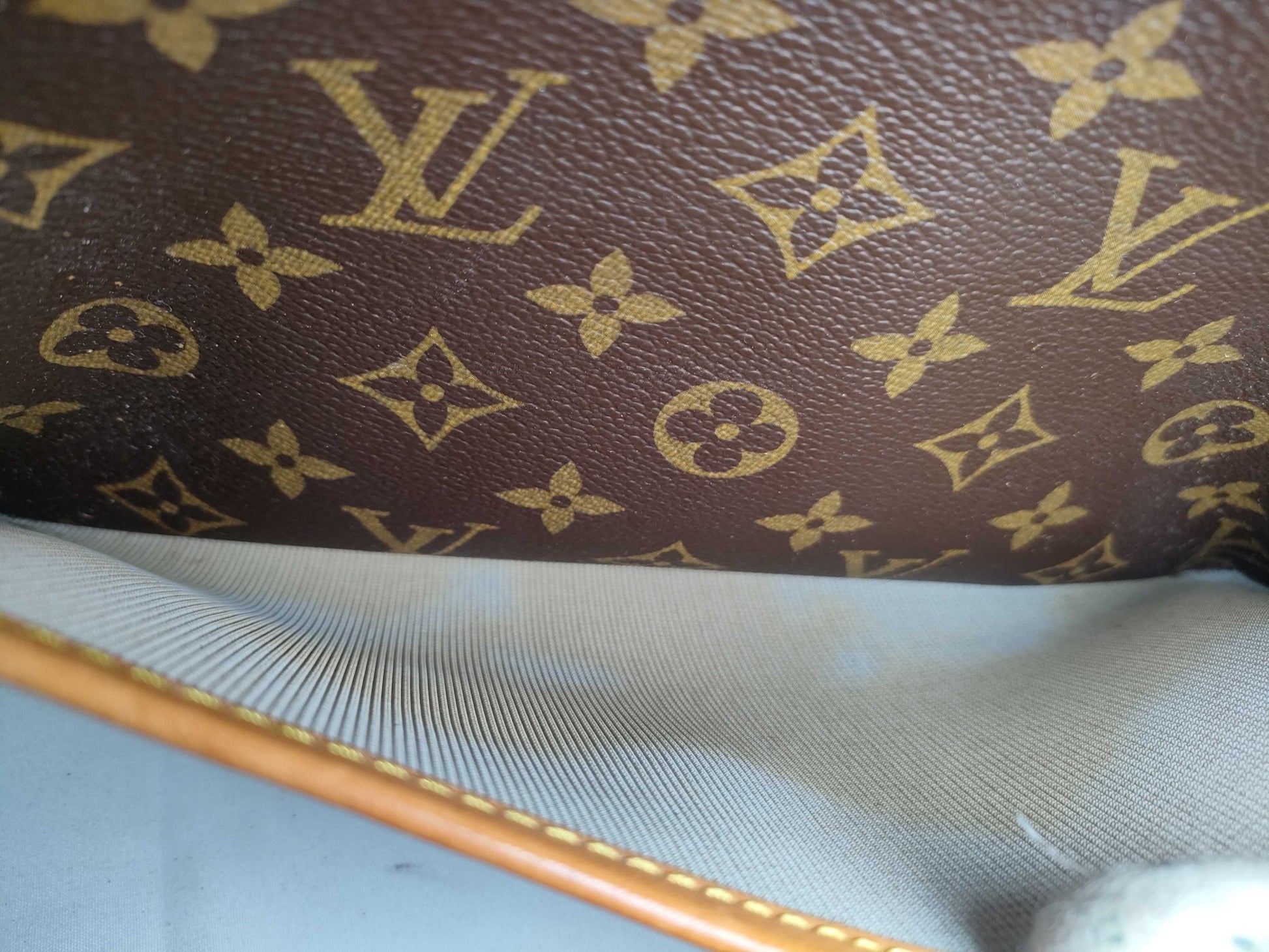 LOUIS VUITTON M42228 Monogram M42228 Monogram Trouville Handbag