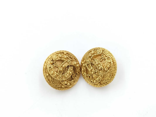 CHANEL 04A Earrings