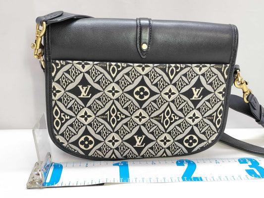 LOUIS VUITTON Louis Vuitton Neo Saumur Shoulder Bag Shoulder Bag