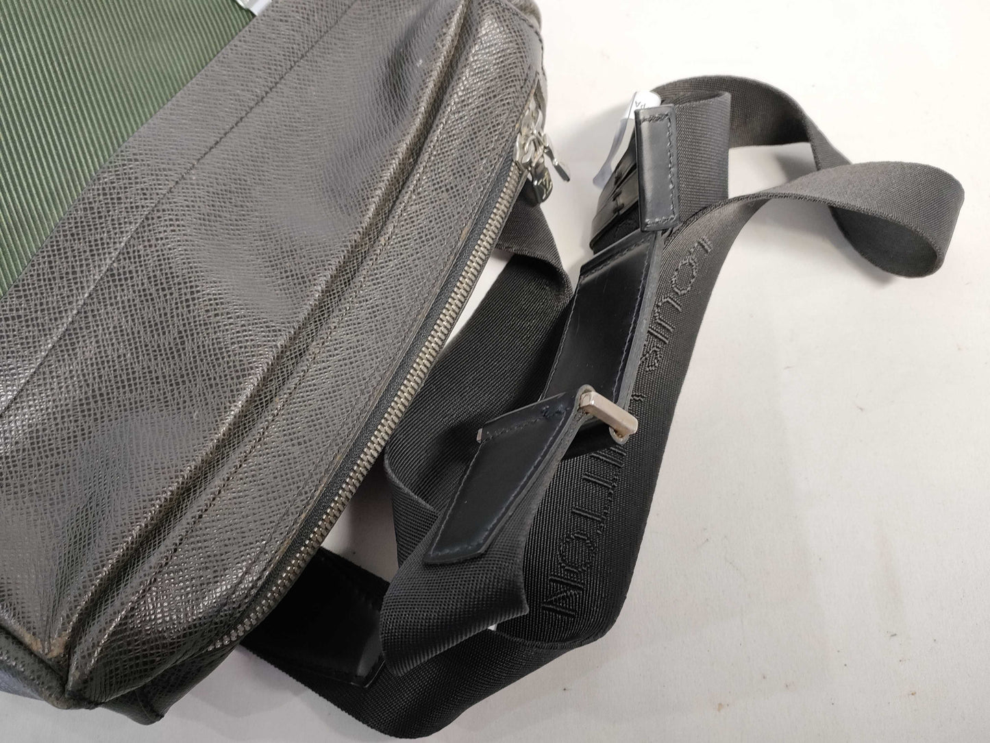 LOUIS VUITTON M30912 Taiga ID-Louis Vuitton Leather Taiga Sayan Messenger Bag 30cm SHW #BA1005 Shoulder Bag