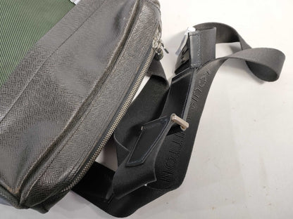 LOUIS VUITTON M30912 Taiga ID-Louis Vuitton Leather Taiga Sayan Messenger Bag 30cm SHW #BA1005 Shoulder Bag
