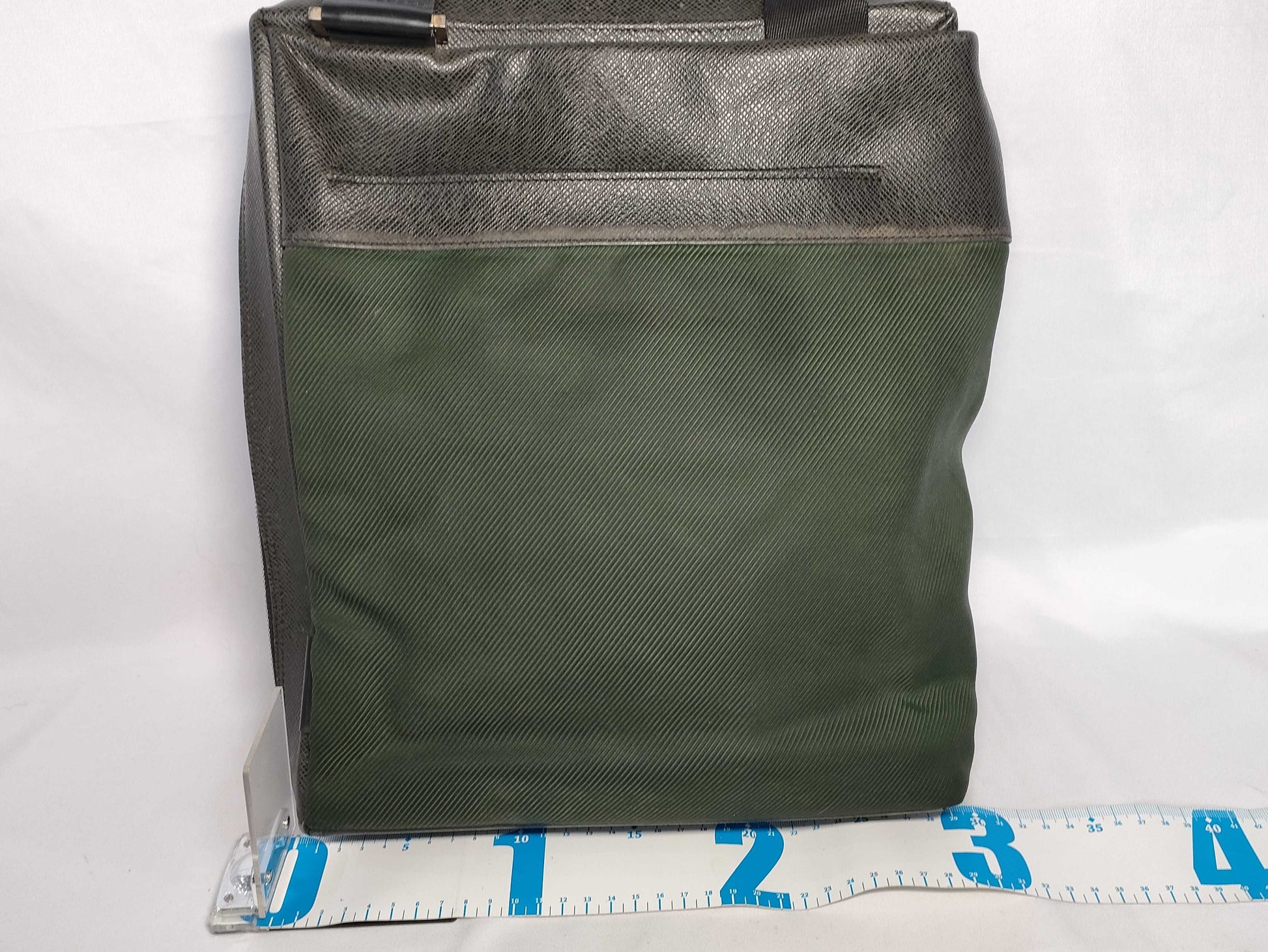 LOUIS VUITTON M30912 Taiga ID-Louis Vuitton Leather Taiga Sayan Messenger Bag 30cm SHW #BA1005 Shoulder Bag