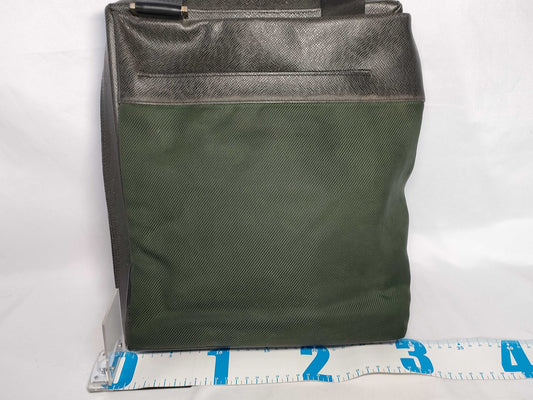 LOUIS VUITTON M30912 Taiga ID-Louis Vuitton Leather Taiga Sayan Messenger Bag 30cm SHW #BA1005 Shoulder Bag