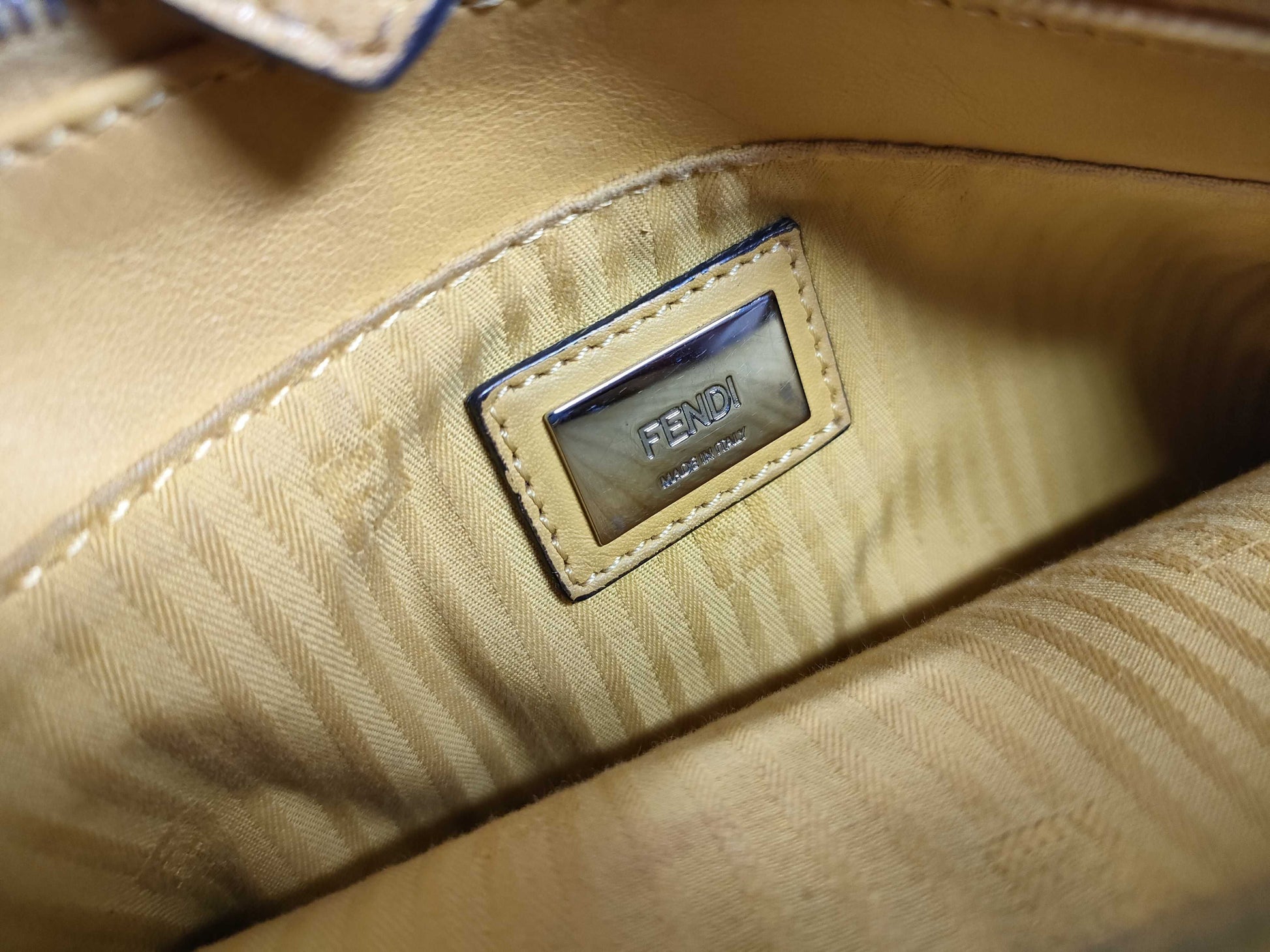 FENDI ID-Fendi Leather Yellow Saffiano 25cm #8BH253-D7E-158-8241 Hand Bags SHW Handbag