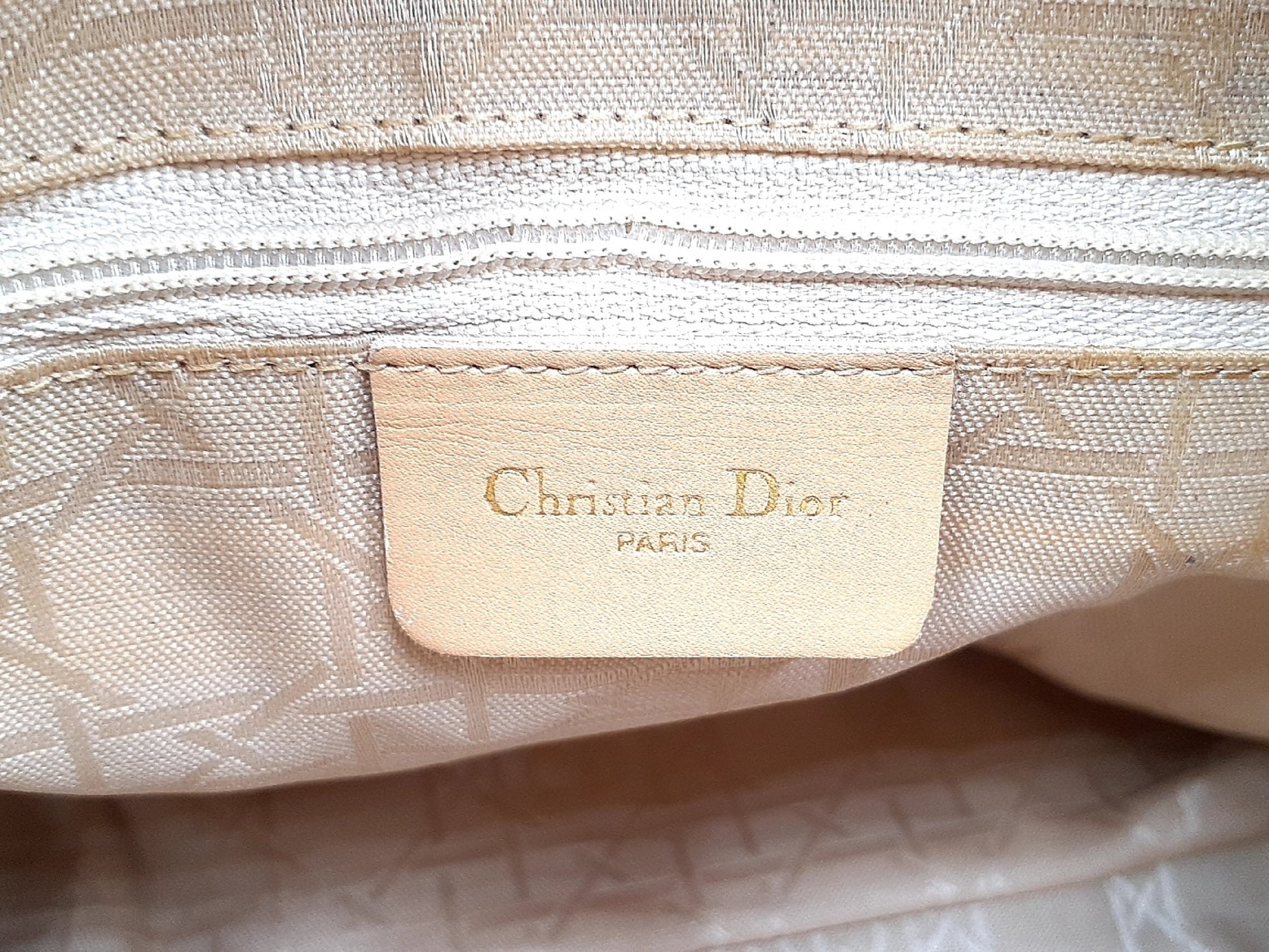 Dior 2-way leather handbag with strap and gold hardware