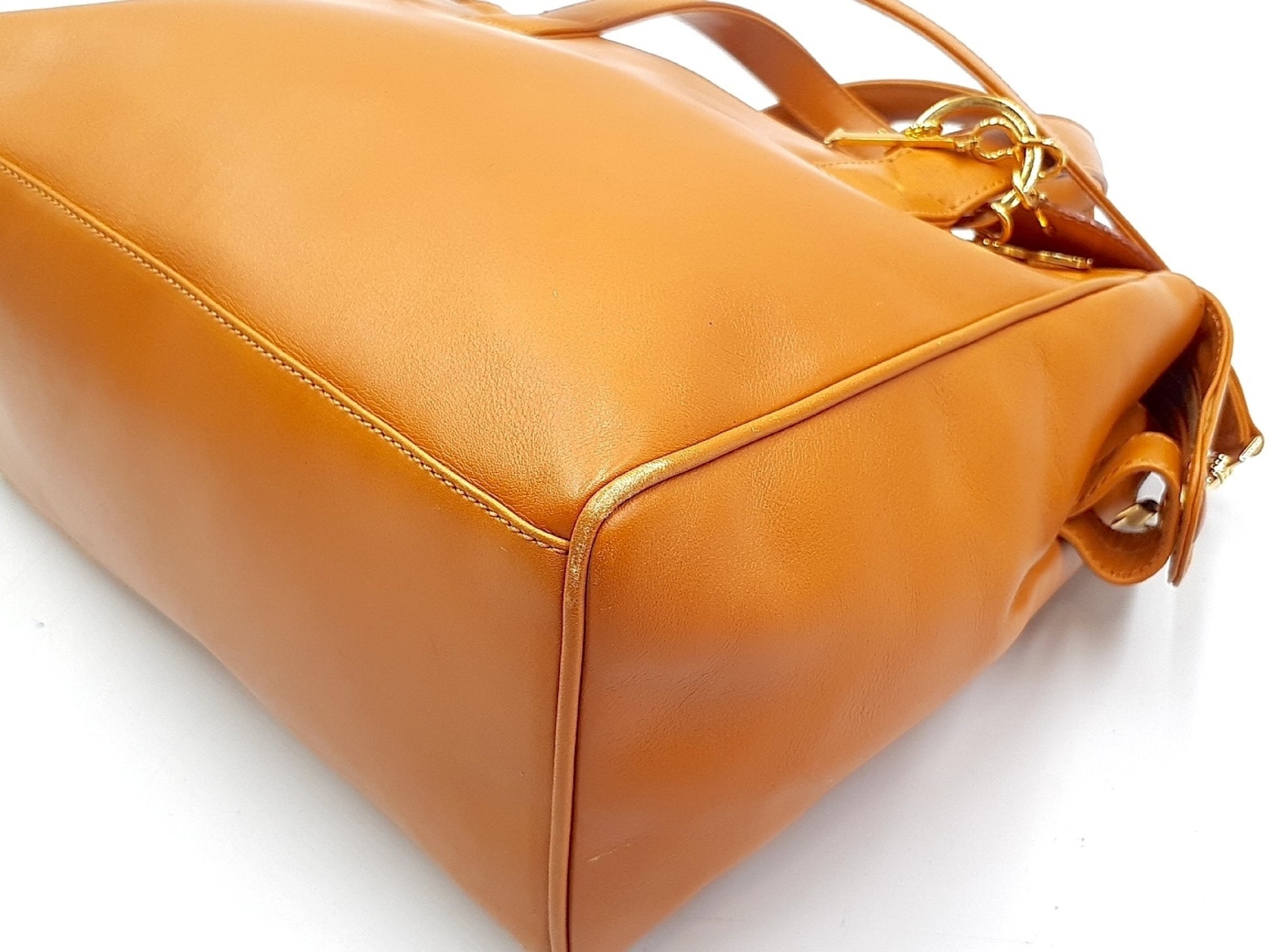 Dior 2-way leather handbag with strap and gold hardware