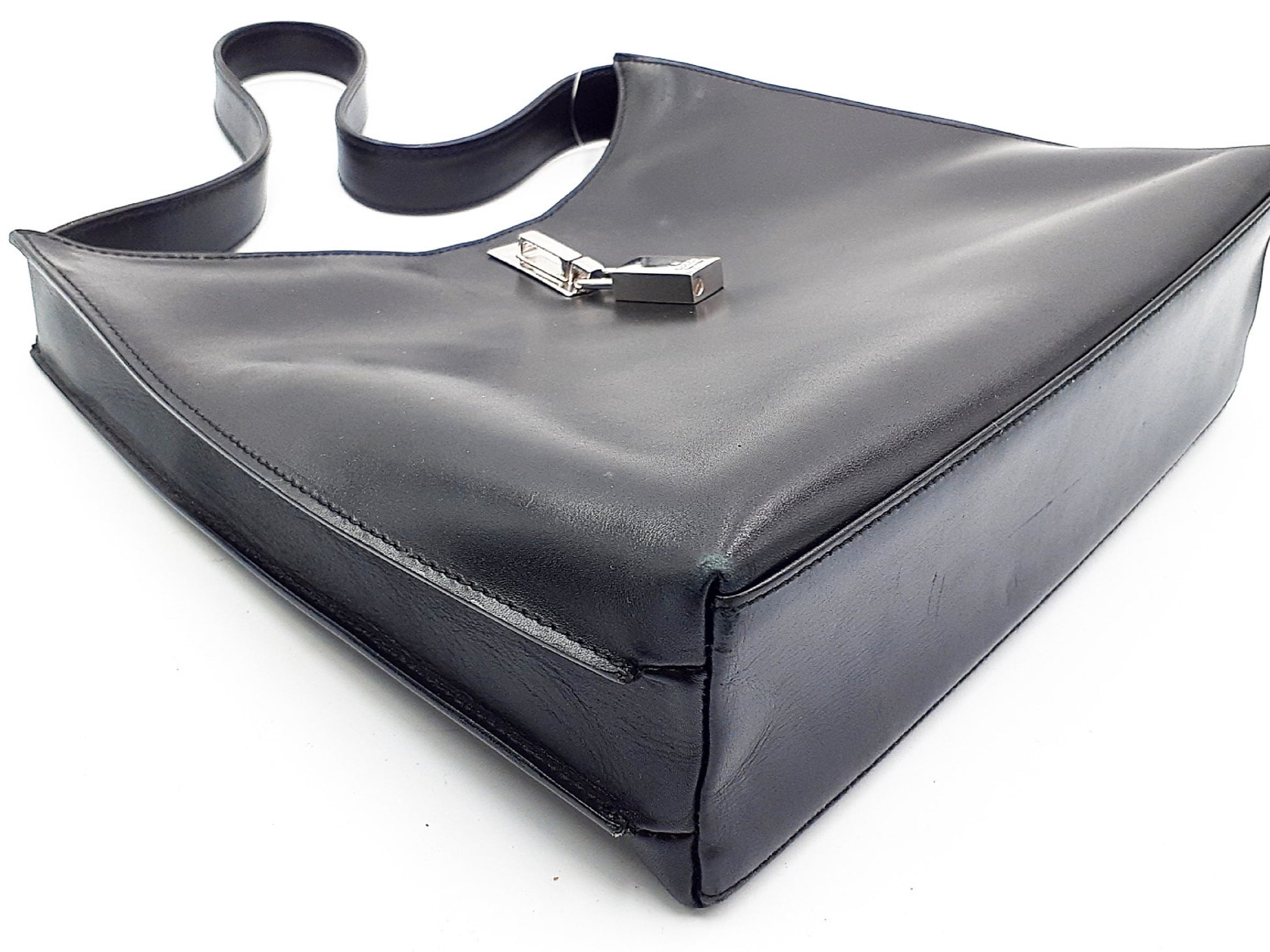 GUCCI Leather Hand Shoulder Bag, Black with Silver Hardware, 001 3124