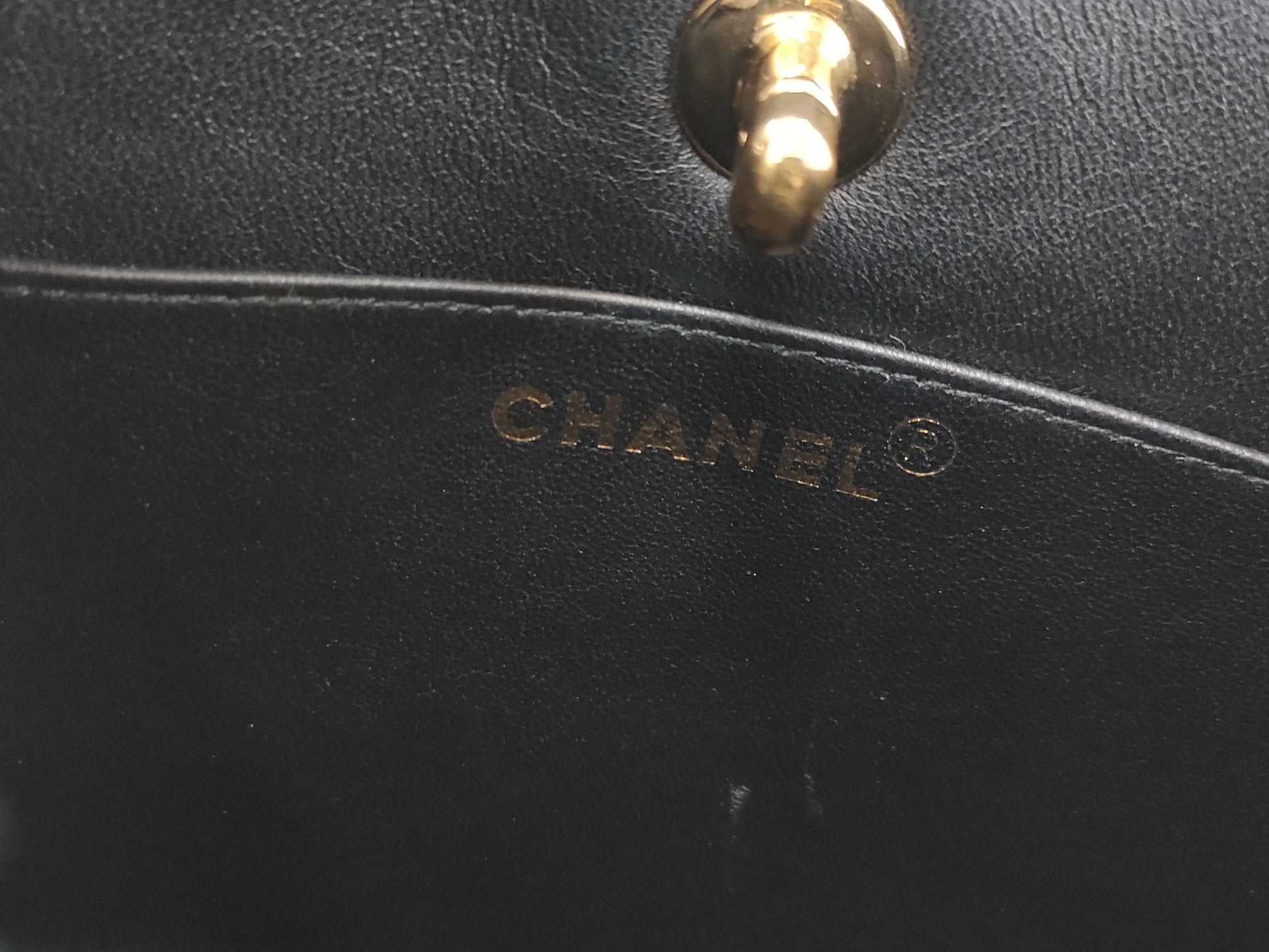 CHANEL Matelasse Shoulder Double-Face Shoulder Bag