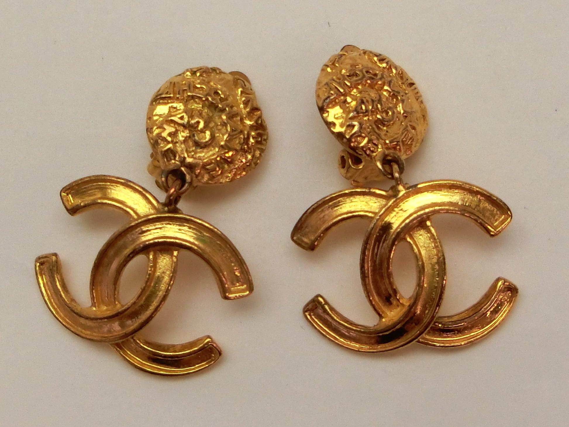 CHANEL Coco Mark Swing 95A Earrings