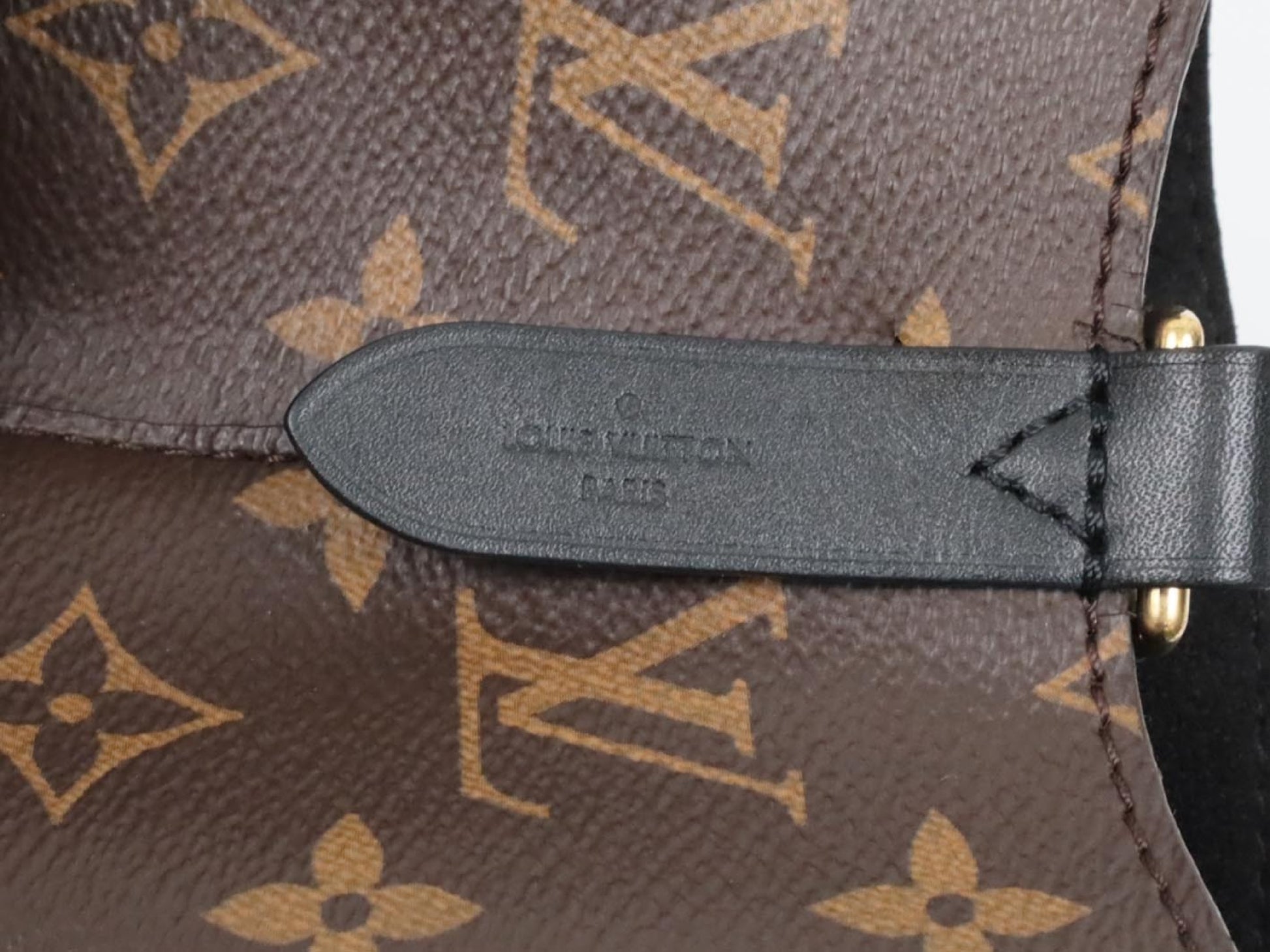 LOUIS VUITTON Monogram NeoNoe M44020 RFID Verified Shoulder Bag