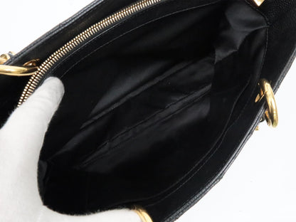 CHANEL GST Caviar 17 series shoulder bag