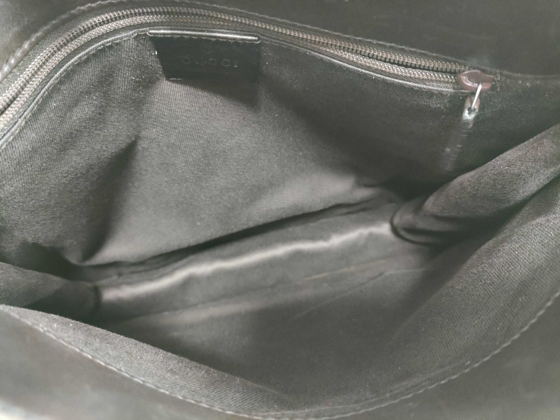 GUCCI GG Canvas Shoulder Bag