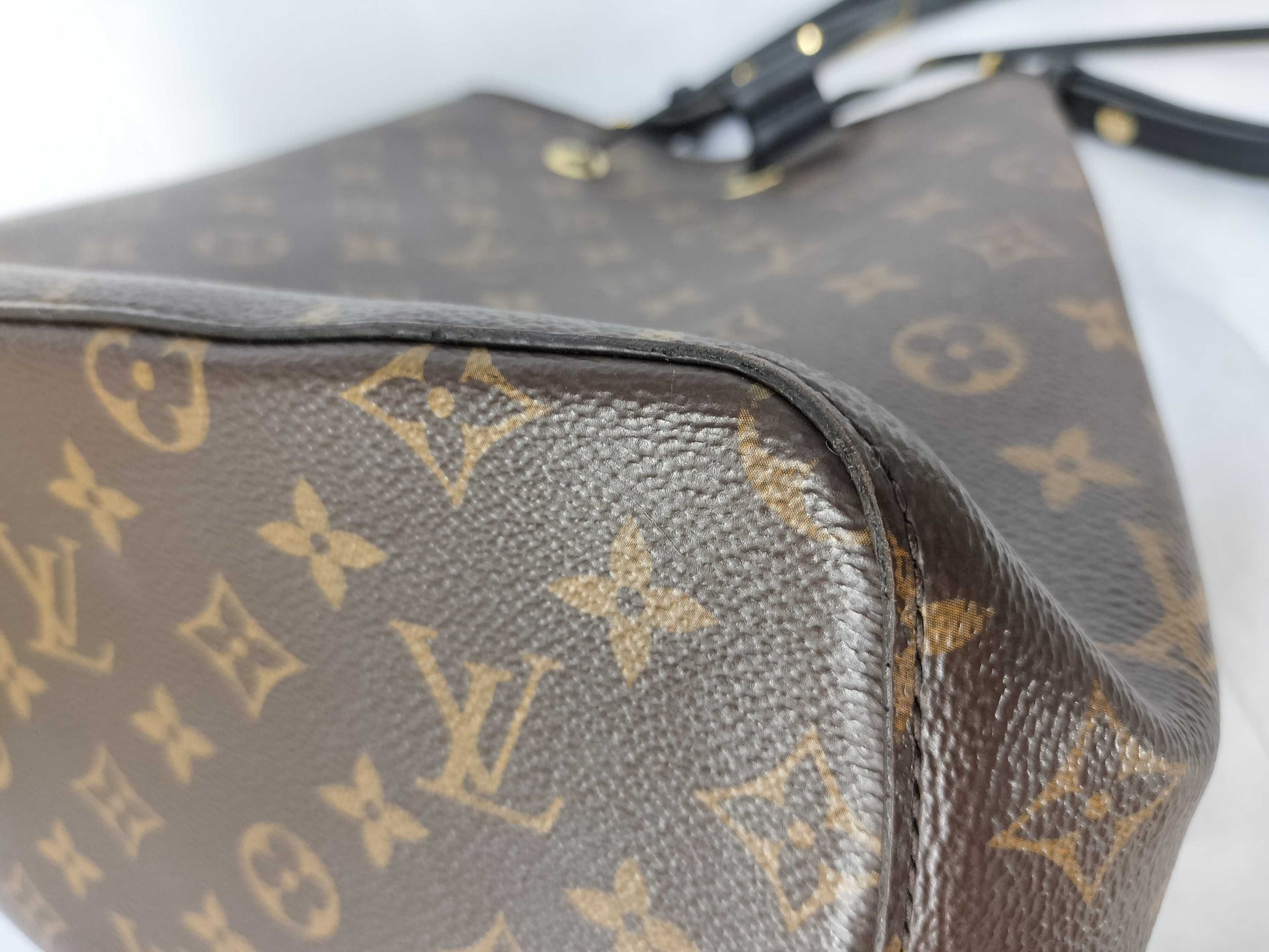 LOUIS VUITTON M44020 Monogram Louis Vuitton Monogram NeoNoe M44020 NZ3168 Shoulder Bag
