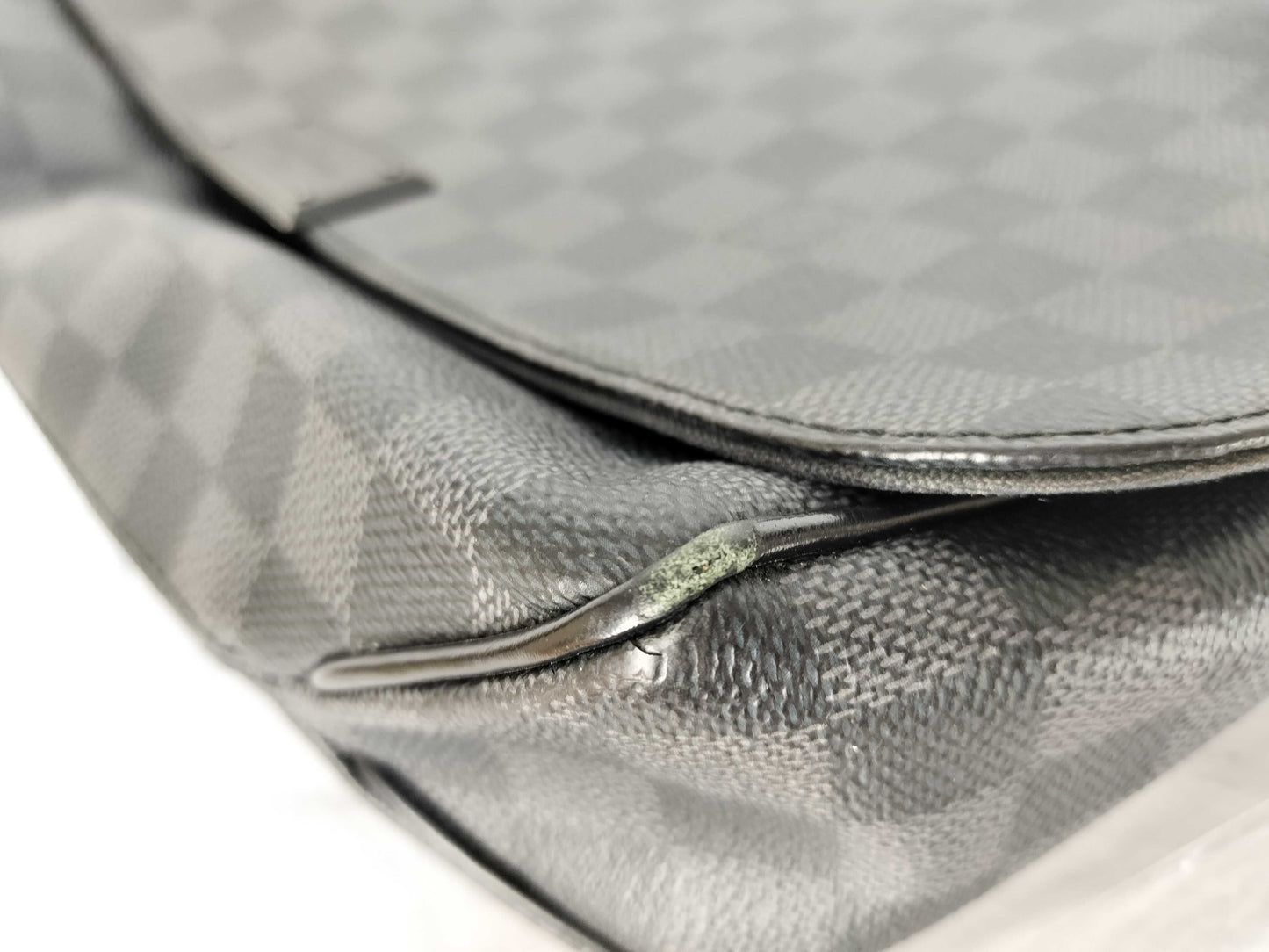 LOUIS VUITTON N41272 Damier Graphite LV Damier Graphite District MM N41272 Shoulder Bag