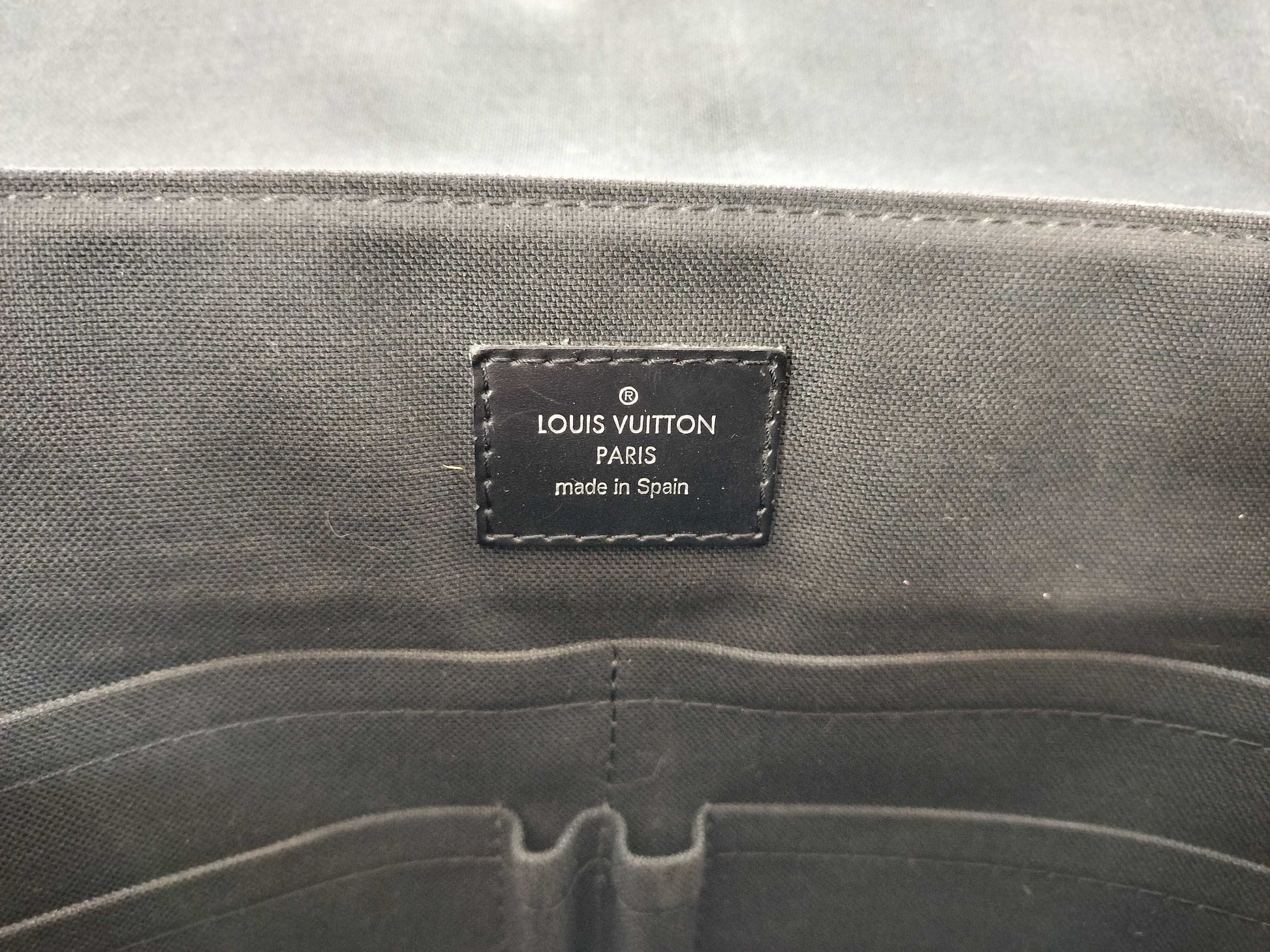 LOUIS VUITTON N41272 Damier Graphite LV Damier Graphite District MM N41272 Shoulder Bag