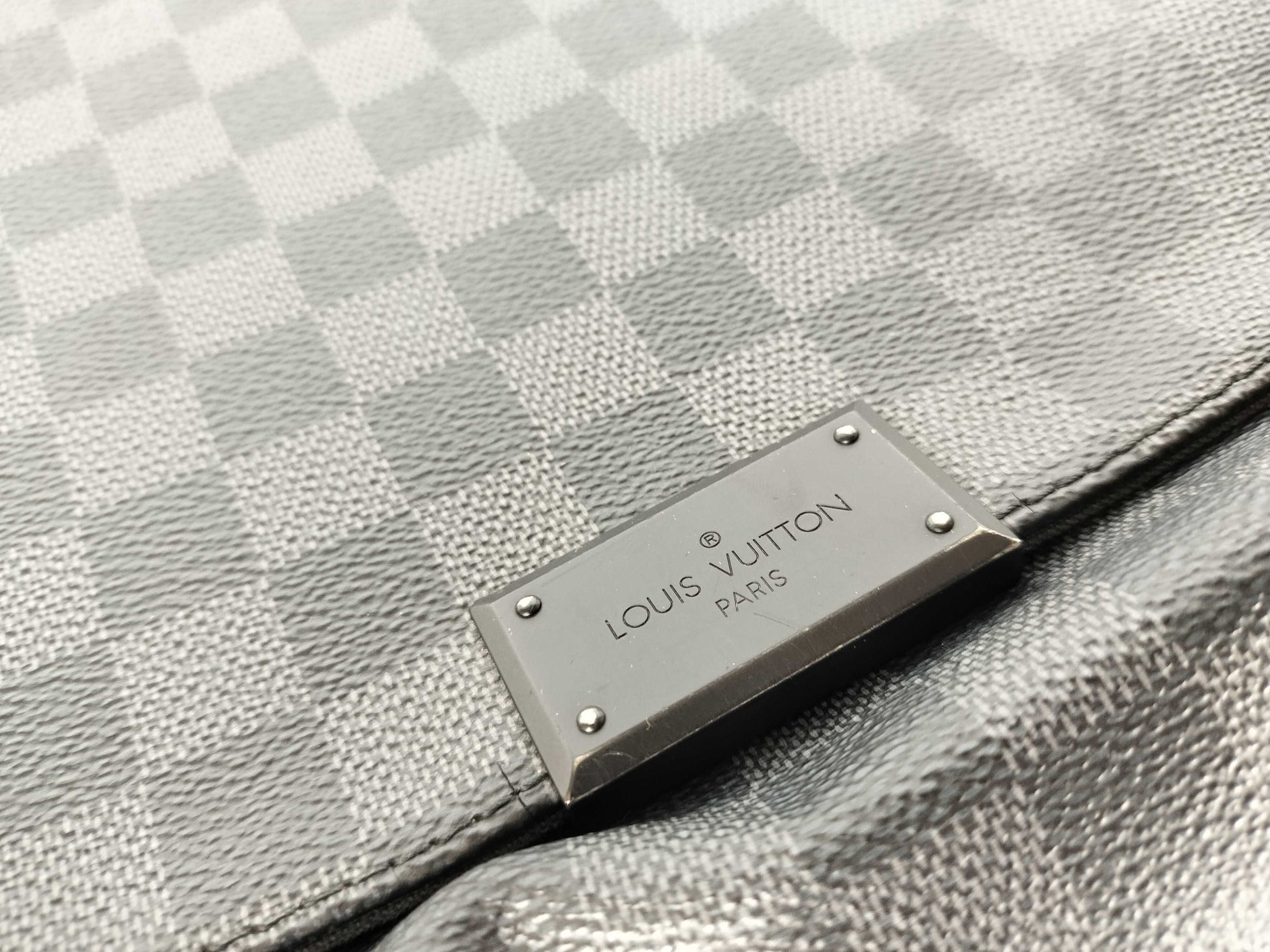 LOUIS VUITTON N41272 Damier Graphite LV Damier Graphite District MM N41272 Shoulder Bag
