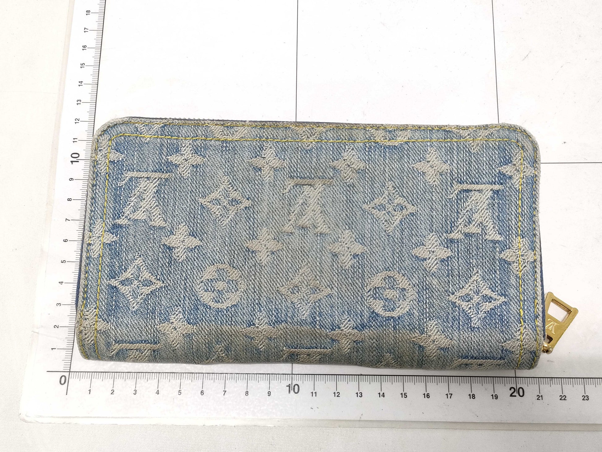 LOUIS VUITTON Monogram Denim Zippy Wallet, Blue, Round Zipper, Long Wallet
