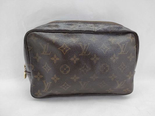 LOUIS VUITTON Monogram Louis Vuitton Monogram True Toilet 23 M47524 Pouch