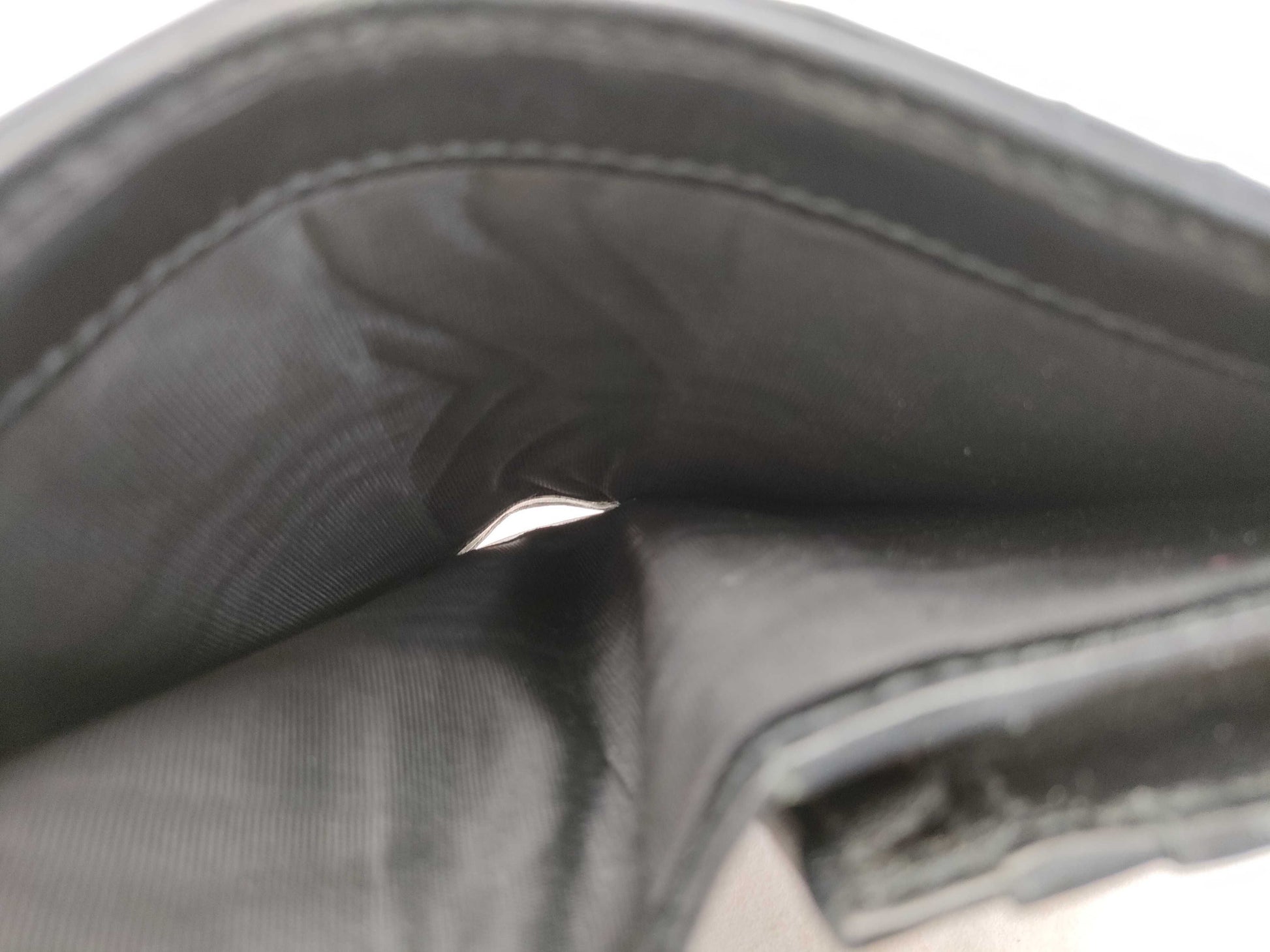 GUCCI GG Leather Compact Wallet 