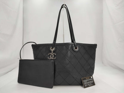 CHANEL Chanel 20 Series On the Road Tote Bag with Pouch