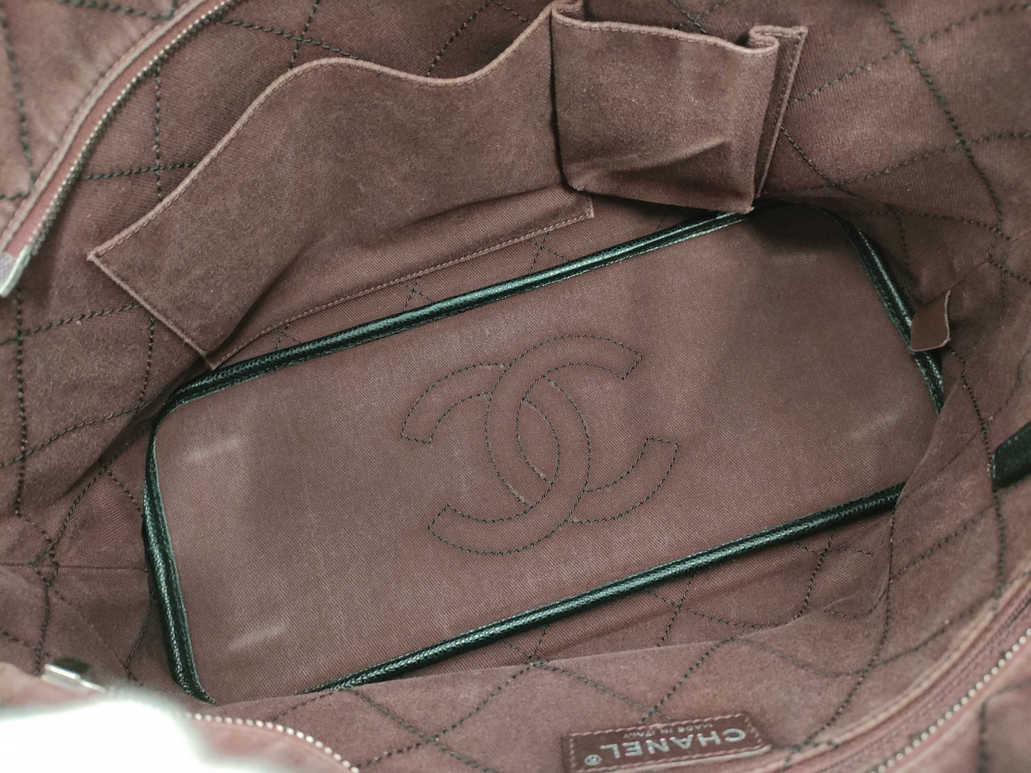 CHANEL Chanel 20 Series On the Road Tote Bag with Pouch