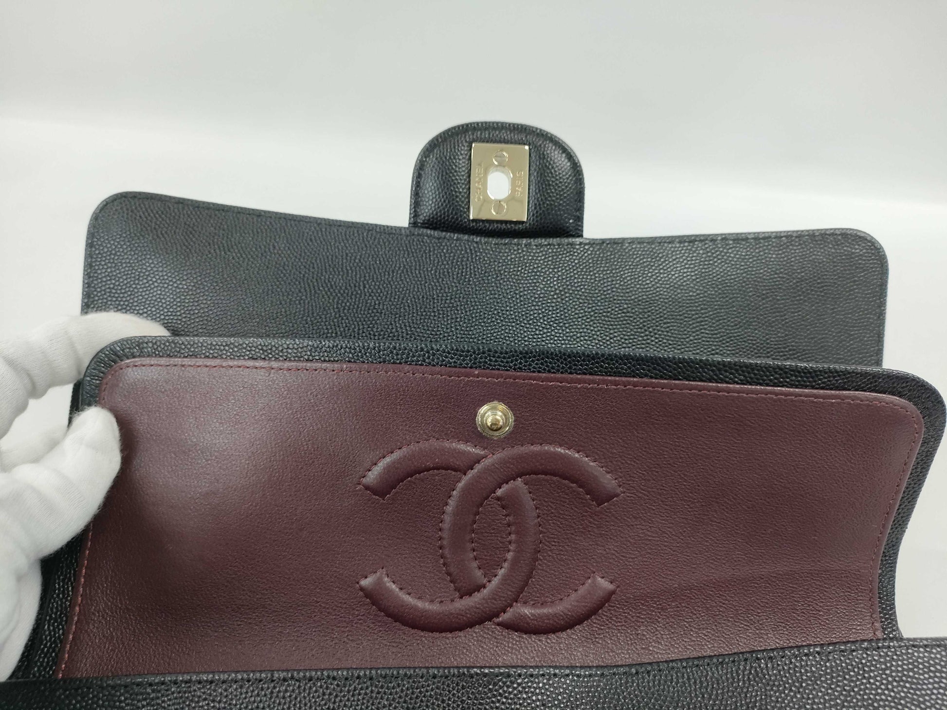 CHANEL Caviar Skin V-Stitch Shoulder Bag