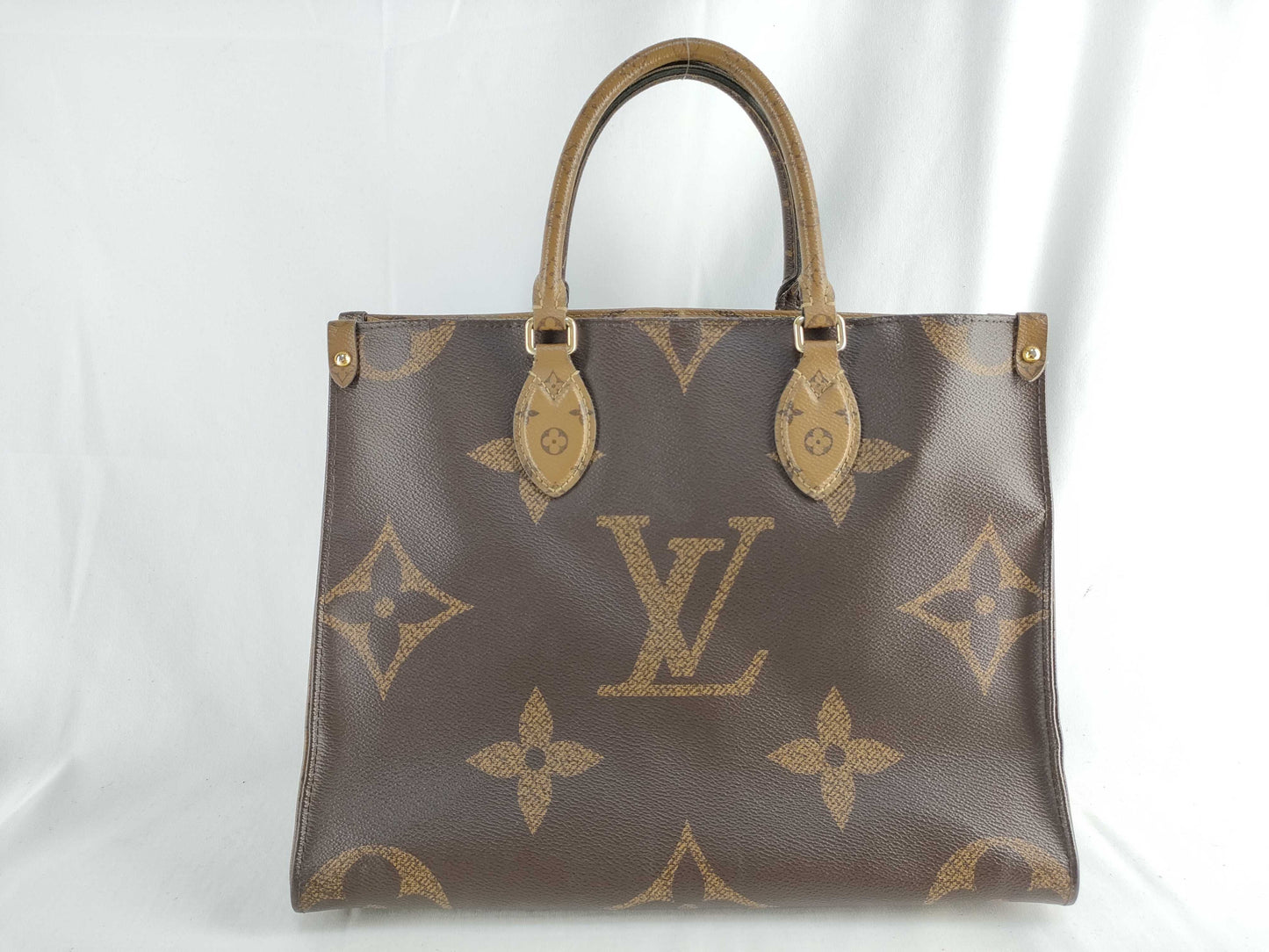 LOUIS VUITTON M45321 Monogram Giant Monogram Reverse On-the-Go MM M45321 RFID Enabled Handbag