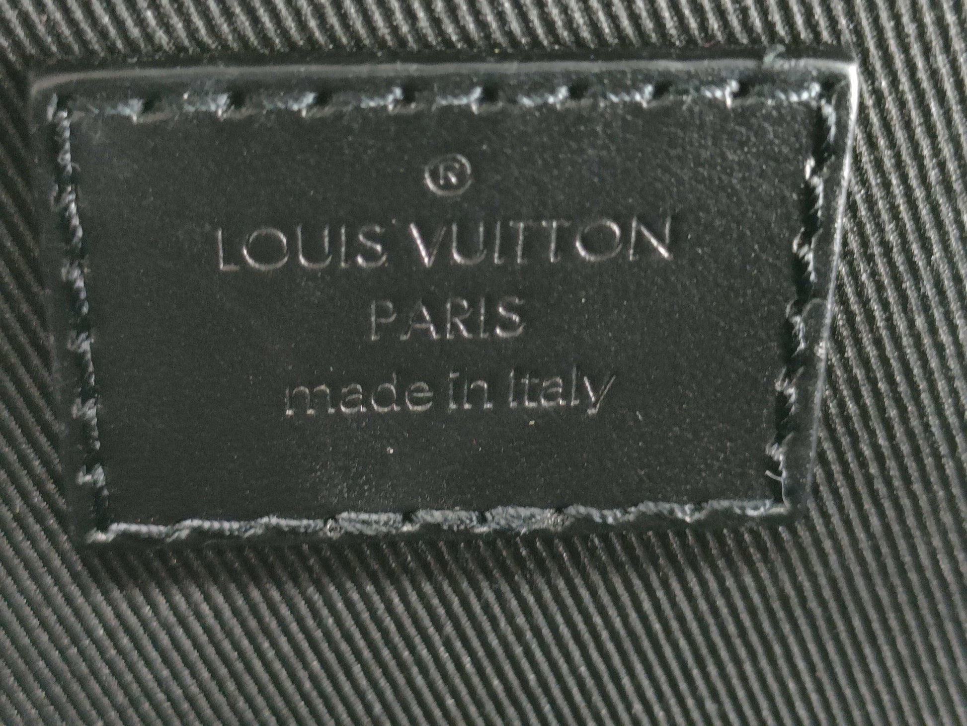 LOUIS VUITTON M59163 Taurillon Handle Soft Trunk M59163 Black RFID Enabled Shoulder Bag