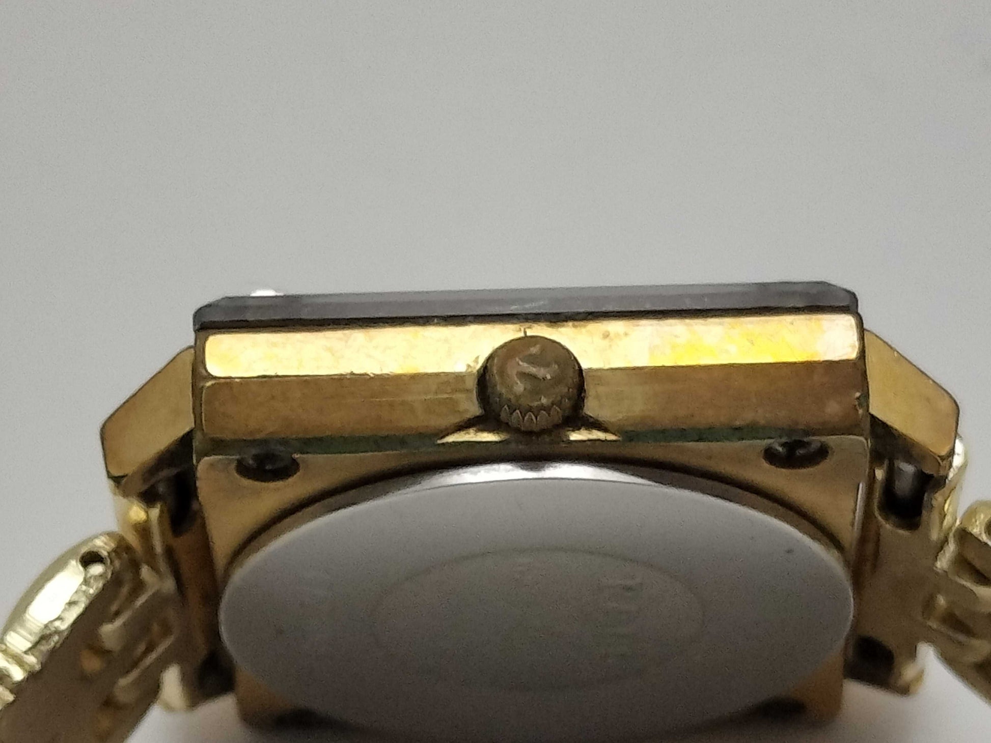 RADO Florence 121.3135.2 17230034/QZ Black Dial Women's Watch, Not Working/No Operational Guarantee