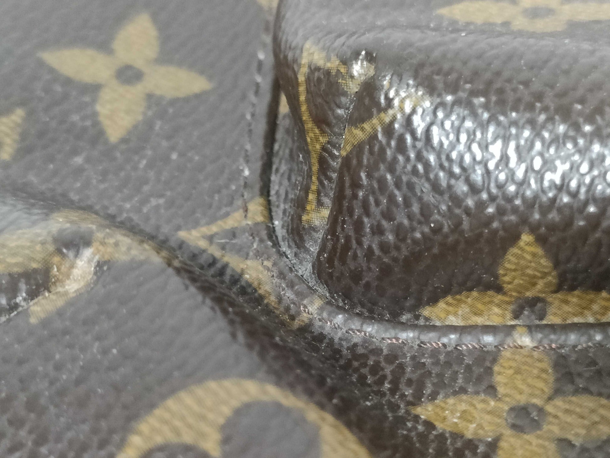 LOUIS VUITTON Monogram LV Monogram Partition M51901 MI0013 Shoulder Bag