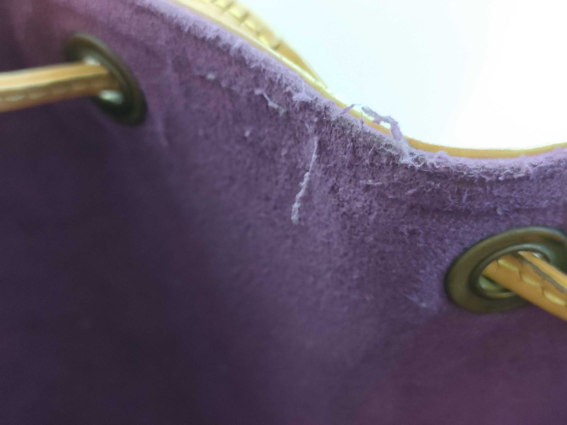 LOUIS VUITTON Epi LV Epi Noe M44009 SP0997 Shoulder Bag