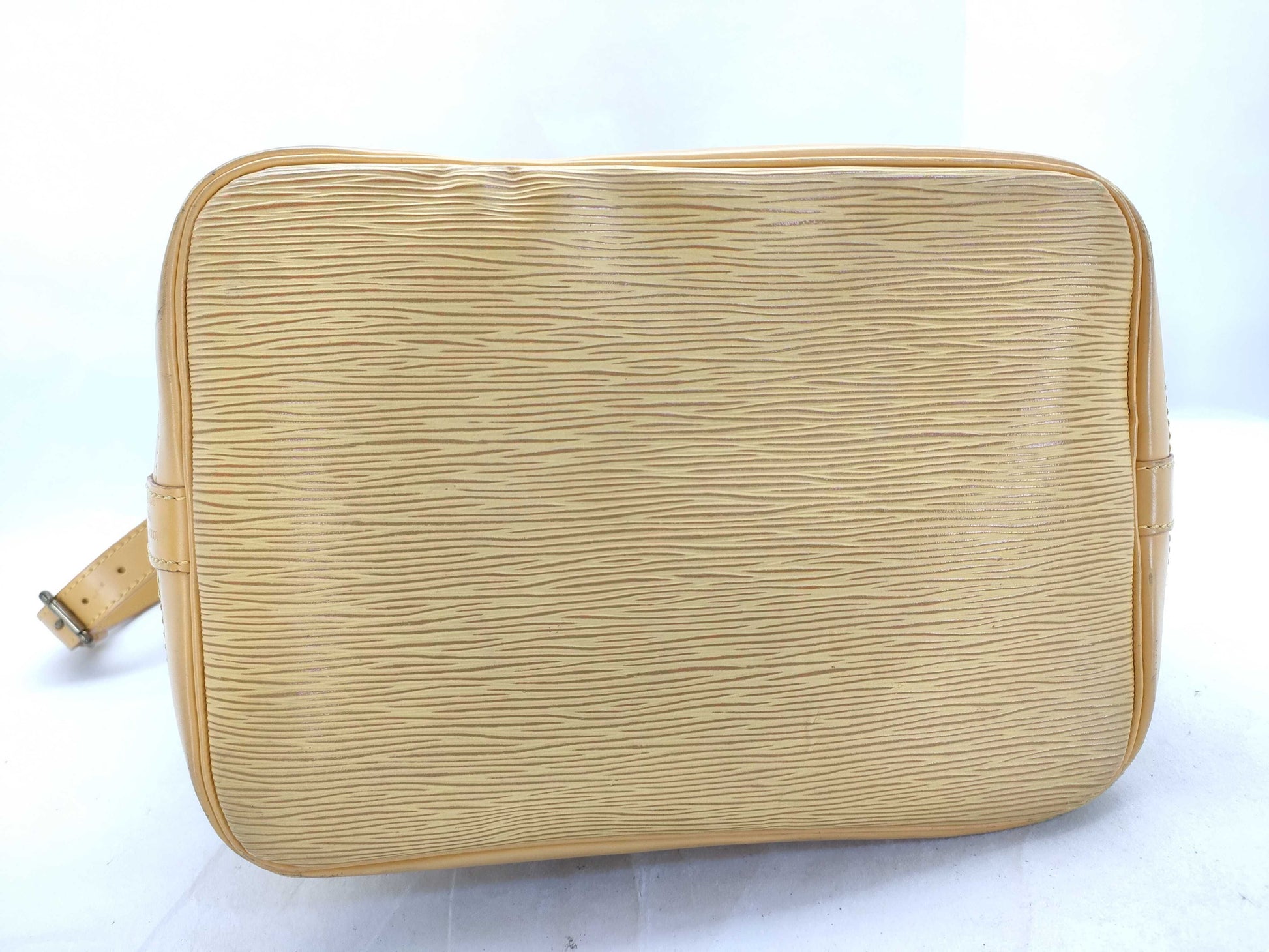 LOUIS VUITTON Epi LV Epi Noe M44009 SP0997 Shoulder Bag