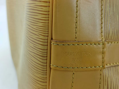 LOUIS VUITTON Epi LV Epi Noe M44009 SP0997 Shoulder Bag