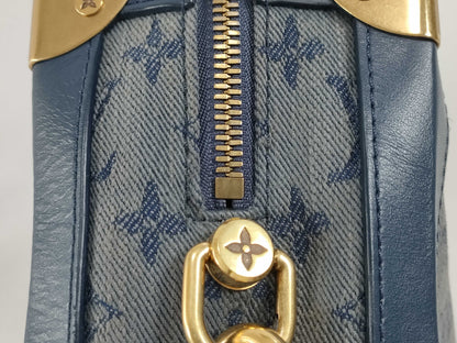 LOUIS VUITTON M 44723 Monogram Denim M44723 Monogram Denim Soft Trunk Canvas Navy Shoulder Bag