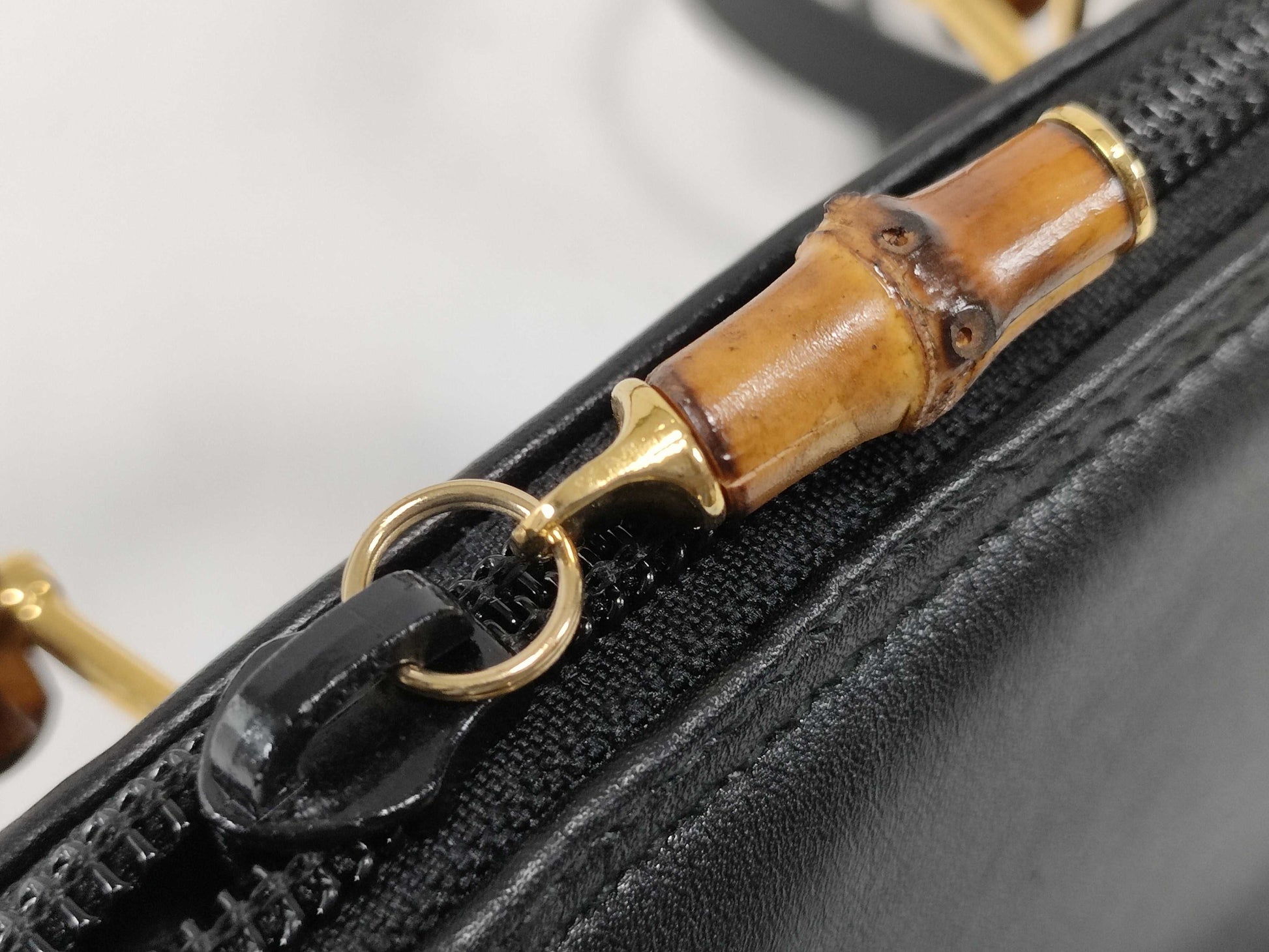 GUCCI Bamboo 007.2865.0231 Bamboo 2-Way Handbag in Black Leather
