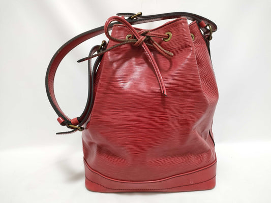 LOUIS VUITTON M5900E Epi Noe Drawstring Shoulder Bag in Castilian Red