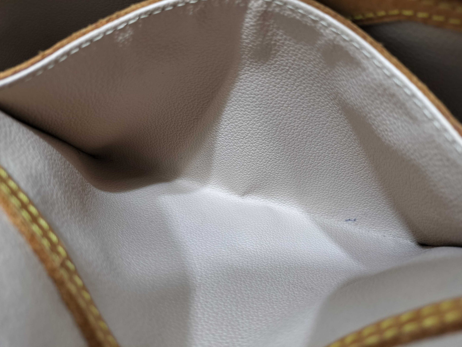 LOUIS VUITTON M42238 Monogram Bucket PM Tote Bag