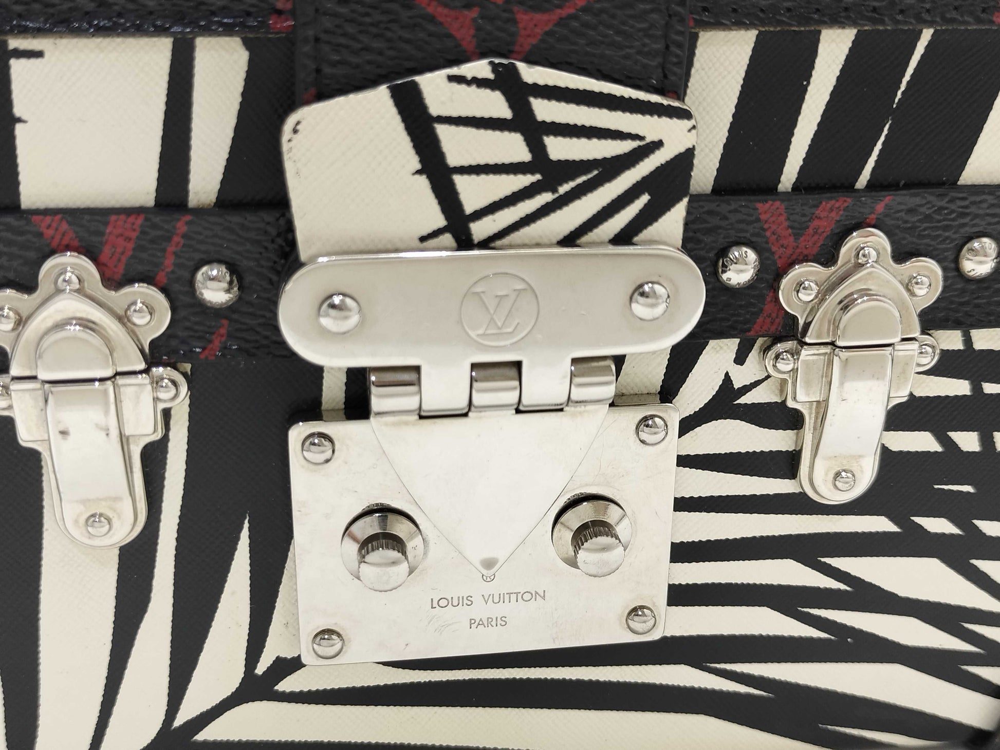 LOUIS VUITTON Petite Malle 2016 Cruise Nicolas Ghesquière Pouch