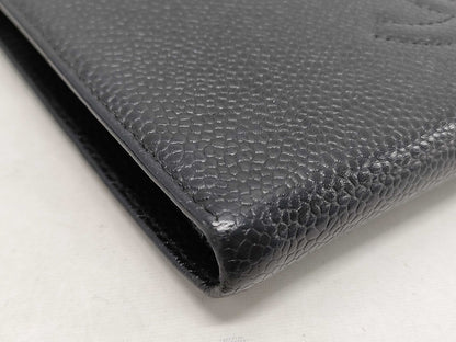 CHANEL Caviar Skin Wallet