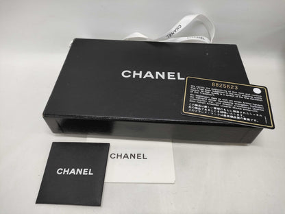 CHANEL Caviar Skin Wallet