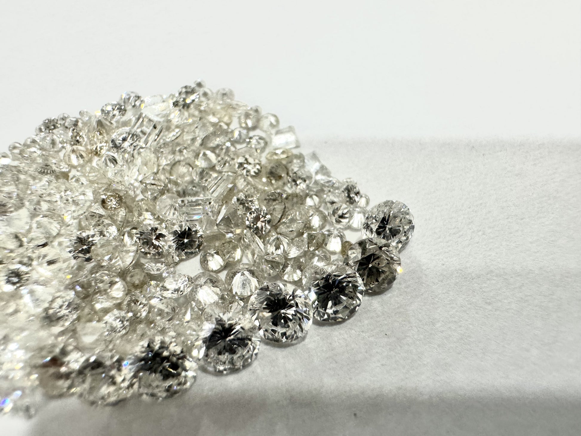 7.07ct Melee Diamonds Loose Diamond