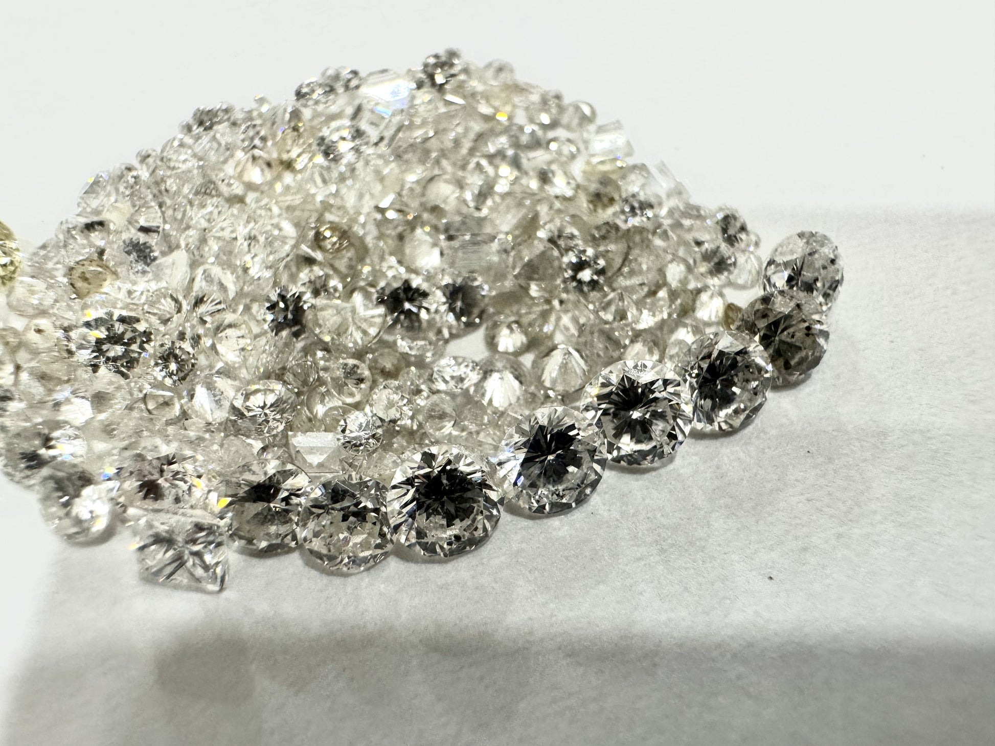 7.07ct Melee Diamonds Loose Diamond